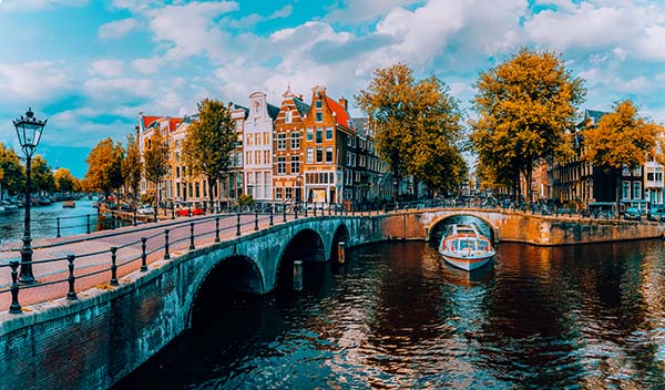 amsterdam_avrotros